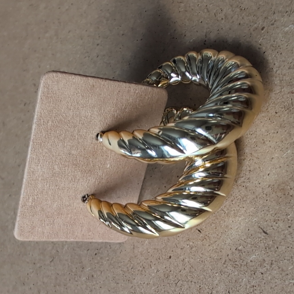 Gold Nautical-Inspired Spiral Earrings